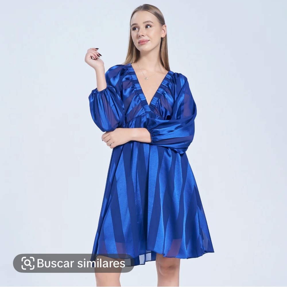 Elegant Blue V-Neck Dress